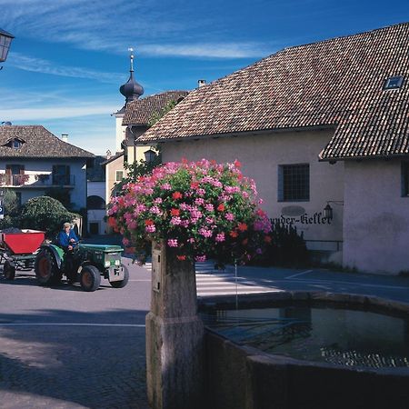 Hotel Gasthof Wastl Appiano Sulla Strada Del Vino Exterior foto